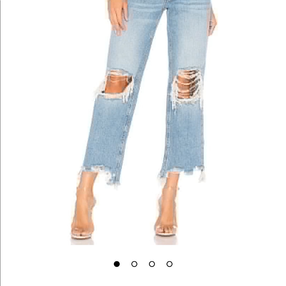 NWOT free people Maggie straight jeans in light denim. Size 27